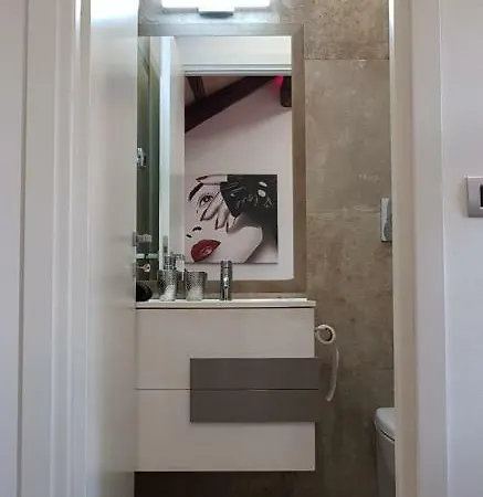 Perla Nel Centro Di * تورينو